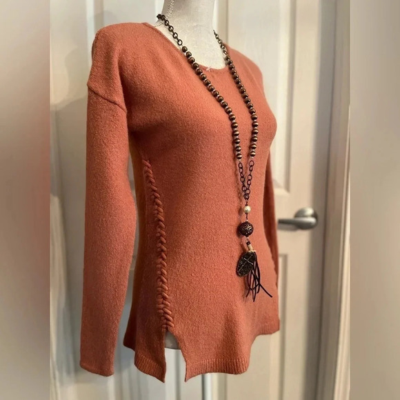 Pink Rose Light Peach Sweater‎ - Size XS - Picture 5 of 11